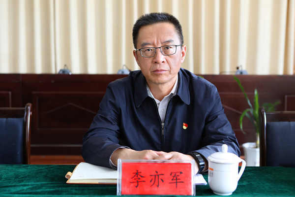 小李.jpg