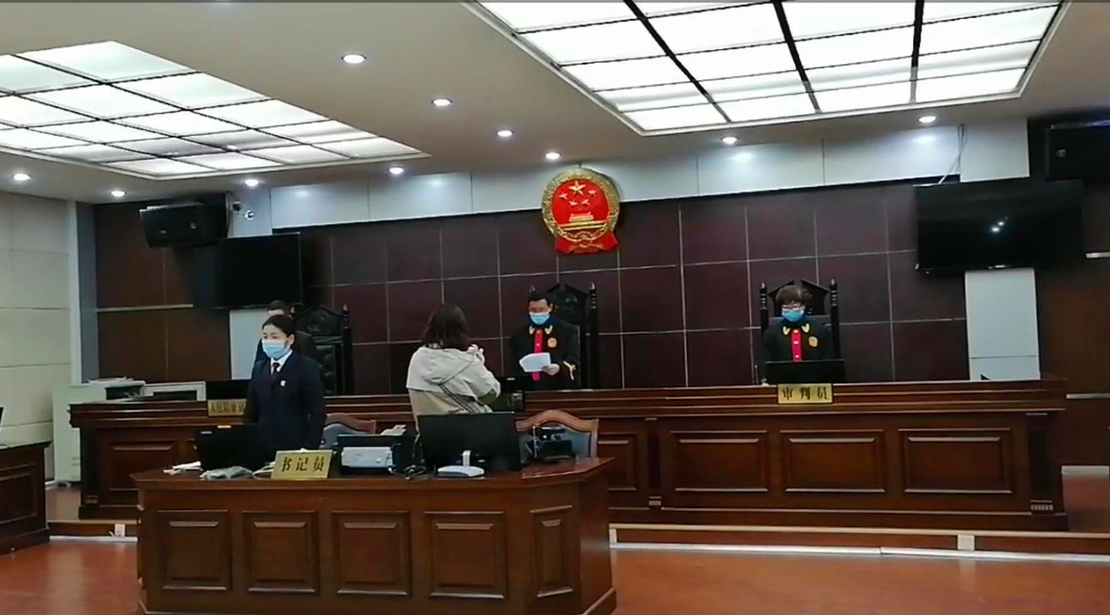 微信图片_20200409100755_副本.jpg