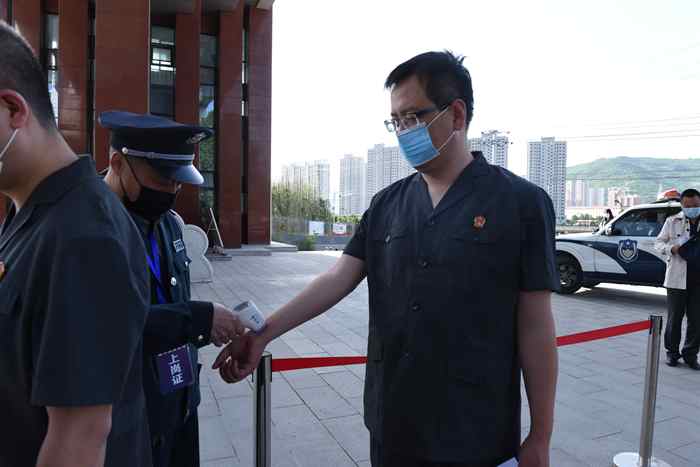 微信图片_20200601162921_副本.jpg