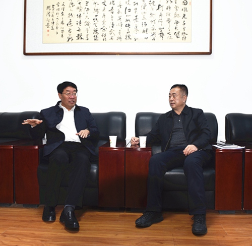 陈天雄走访省人大代表、天水市人大常委会党组书记、主任蒋晓强_副本.jpg
