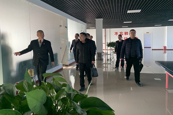查看办公场所.jpg