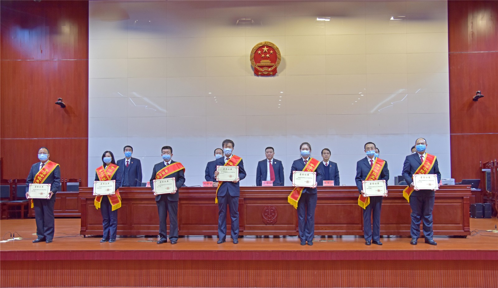 第三轮颁奖已修改尺寸_副本.jpg