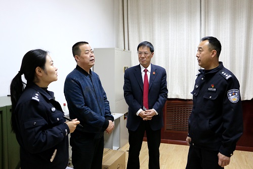 1枪弹室 小.jpg