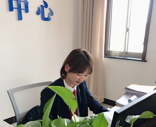 李育.jpg