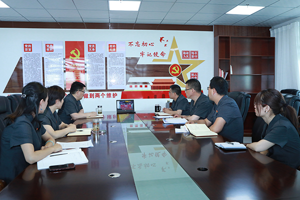 FP0A6114-1.jpg