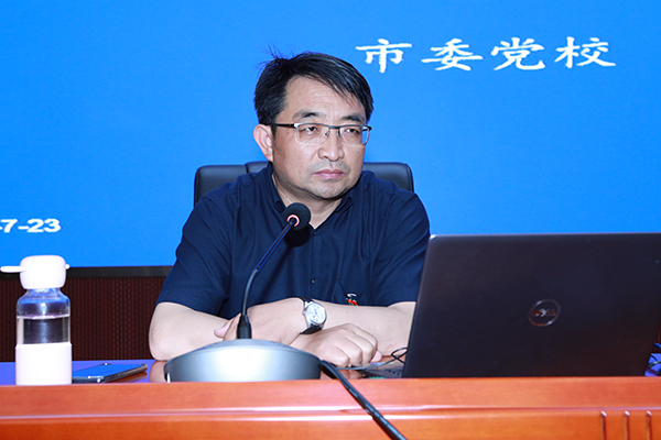 FP0A6299-1.jpg