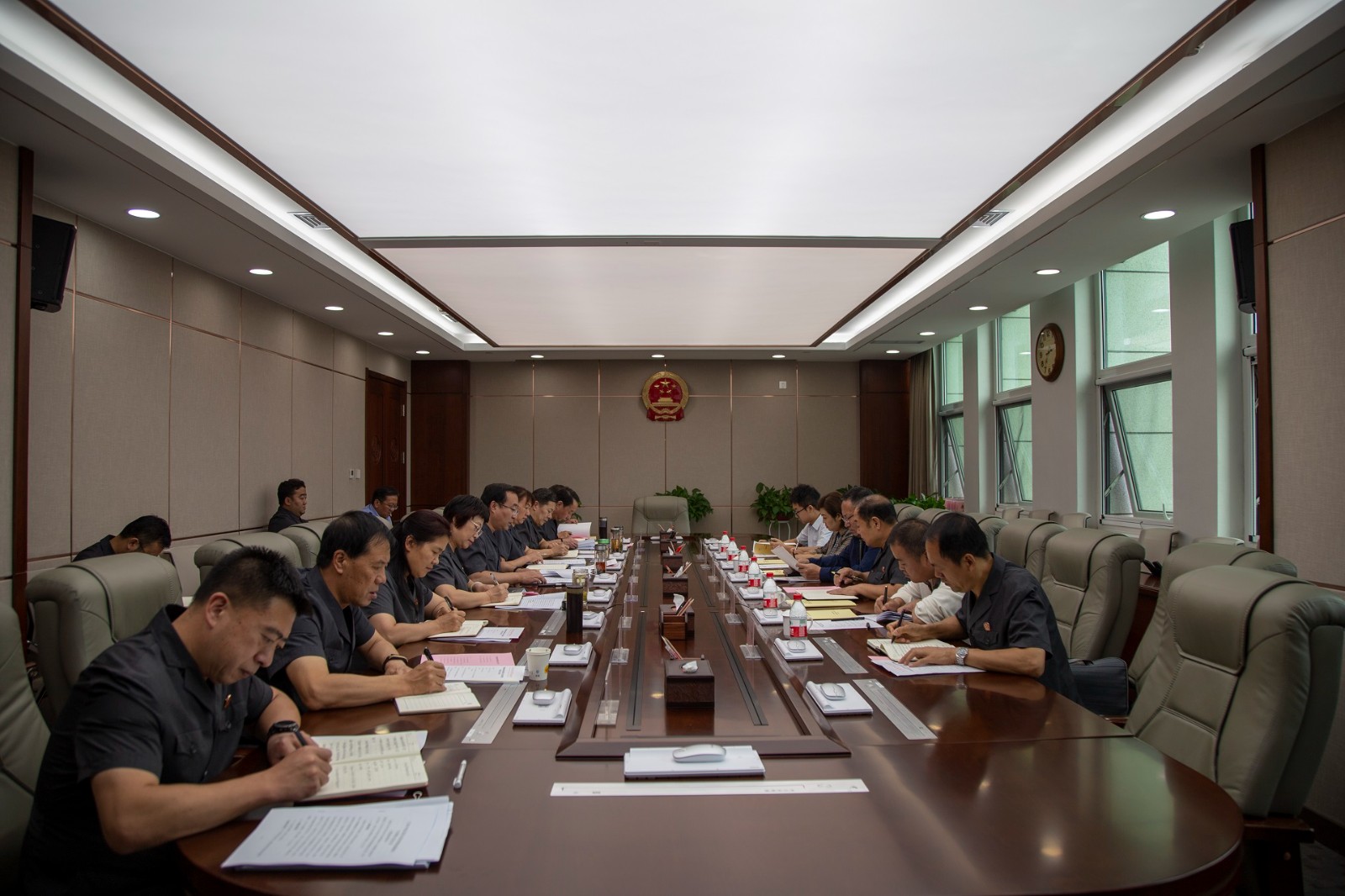 1会议全景.jpg