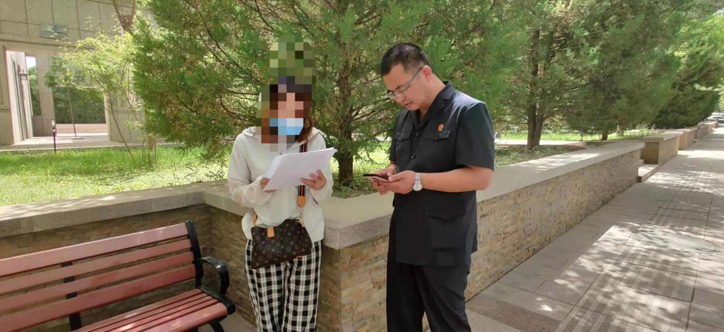 阿克塞县法院开展“涉民生小标的执行案件”集中执行行动 (3).jpg
