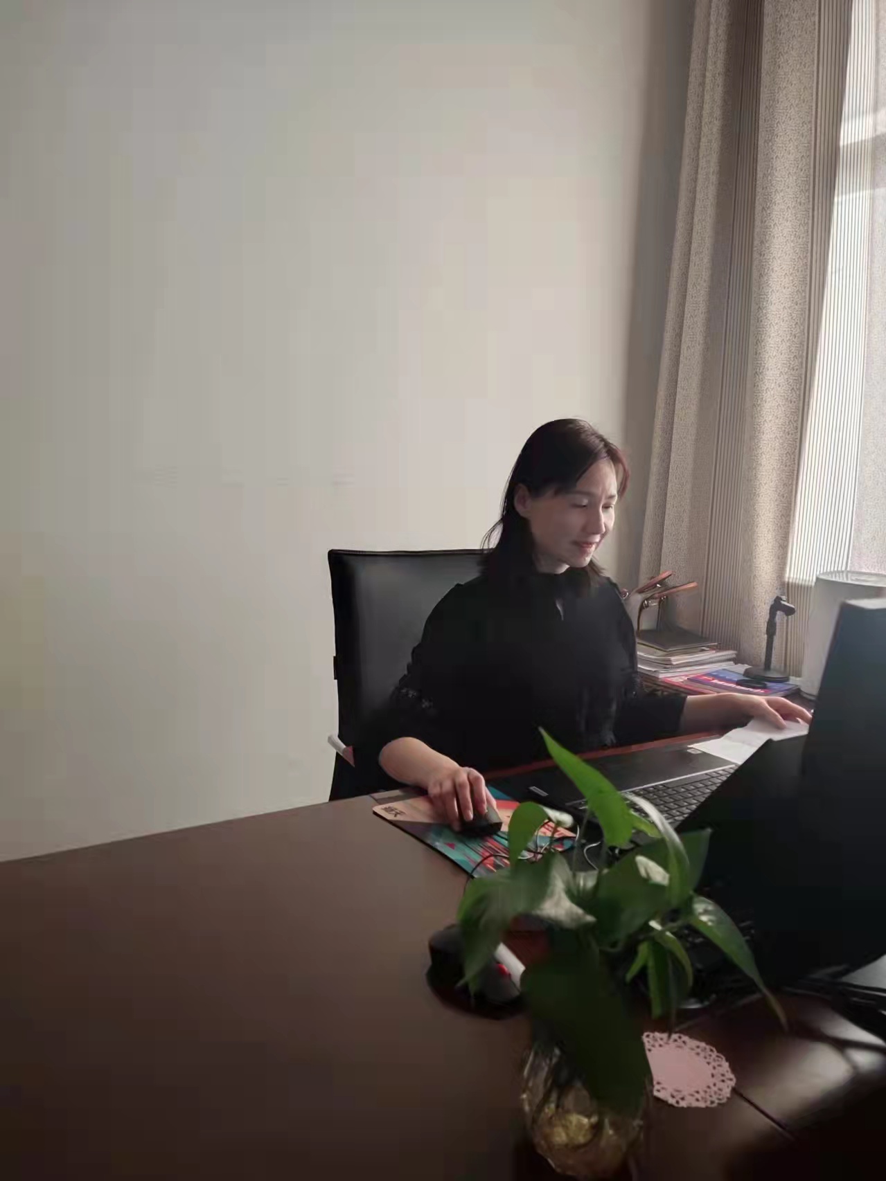 任会琴.jpg