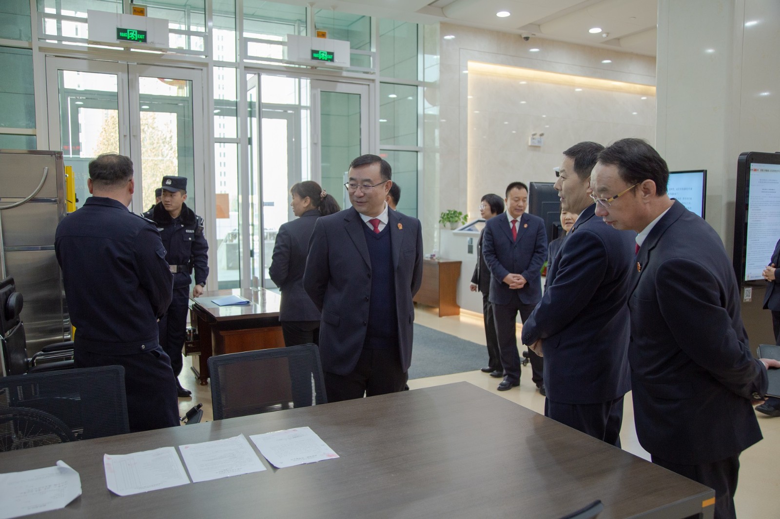 立案大厅2.jpg