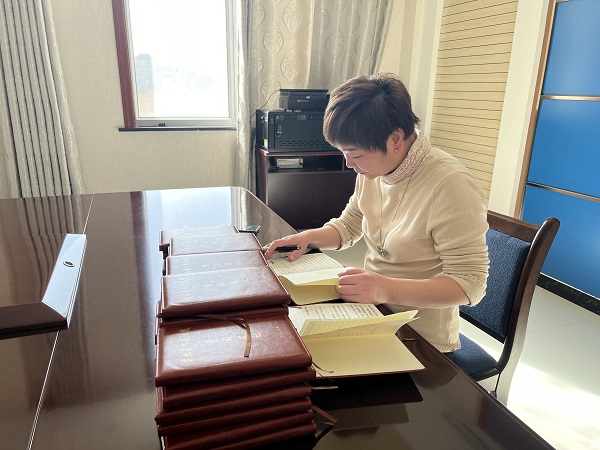 肃北法院：开展学习情况检查 督促干警加强学习.jpg