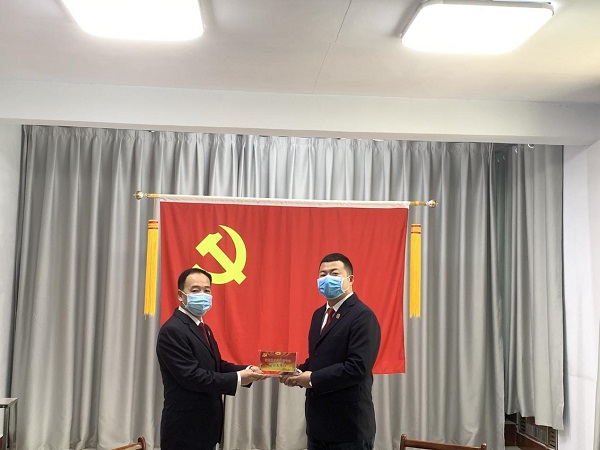 图3.jpg