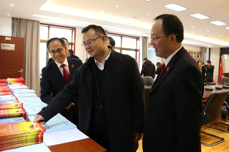 微信图片_20220413144413_副本.jpg
