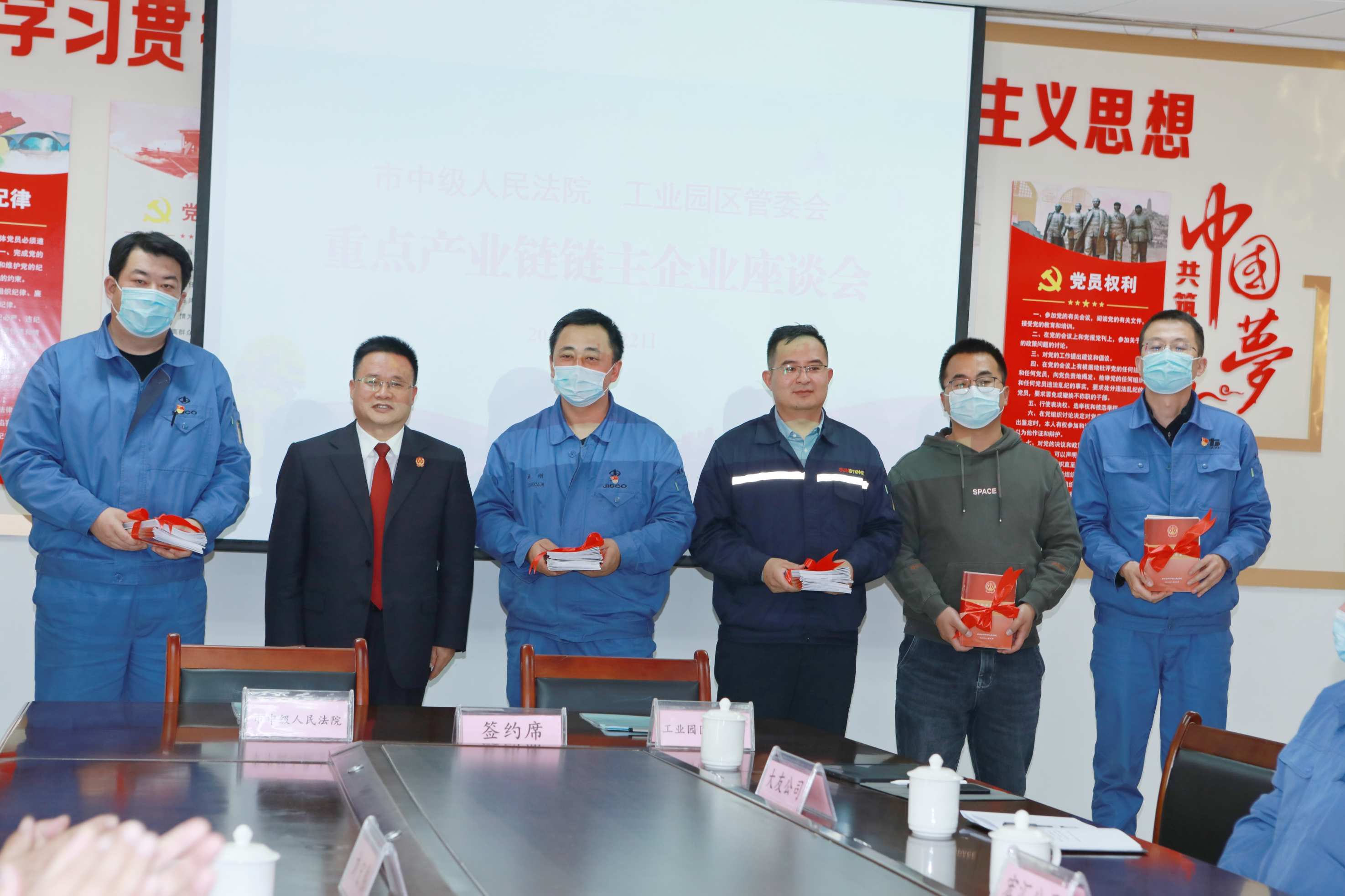 ec4e140885fea8c50d5955f482c2073 (1).jpg