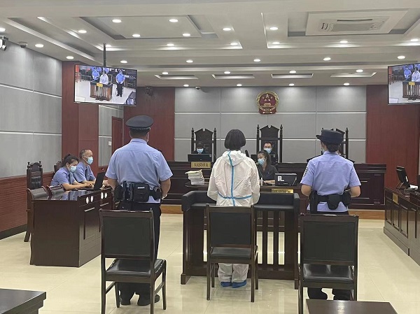 肃北县法院： 庭审观摩“敲警钟” 警示教育“守初心”1.jpg