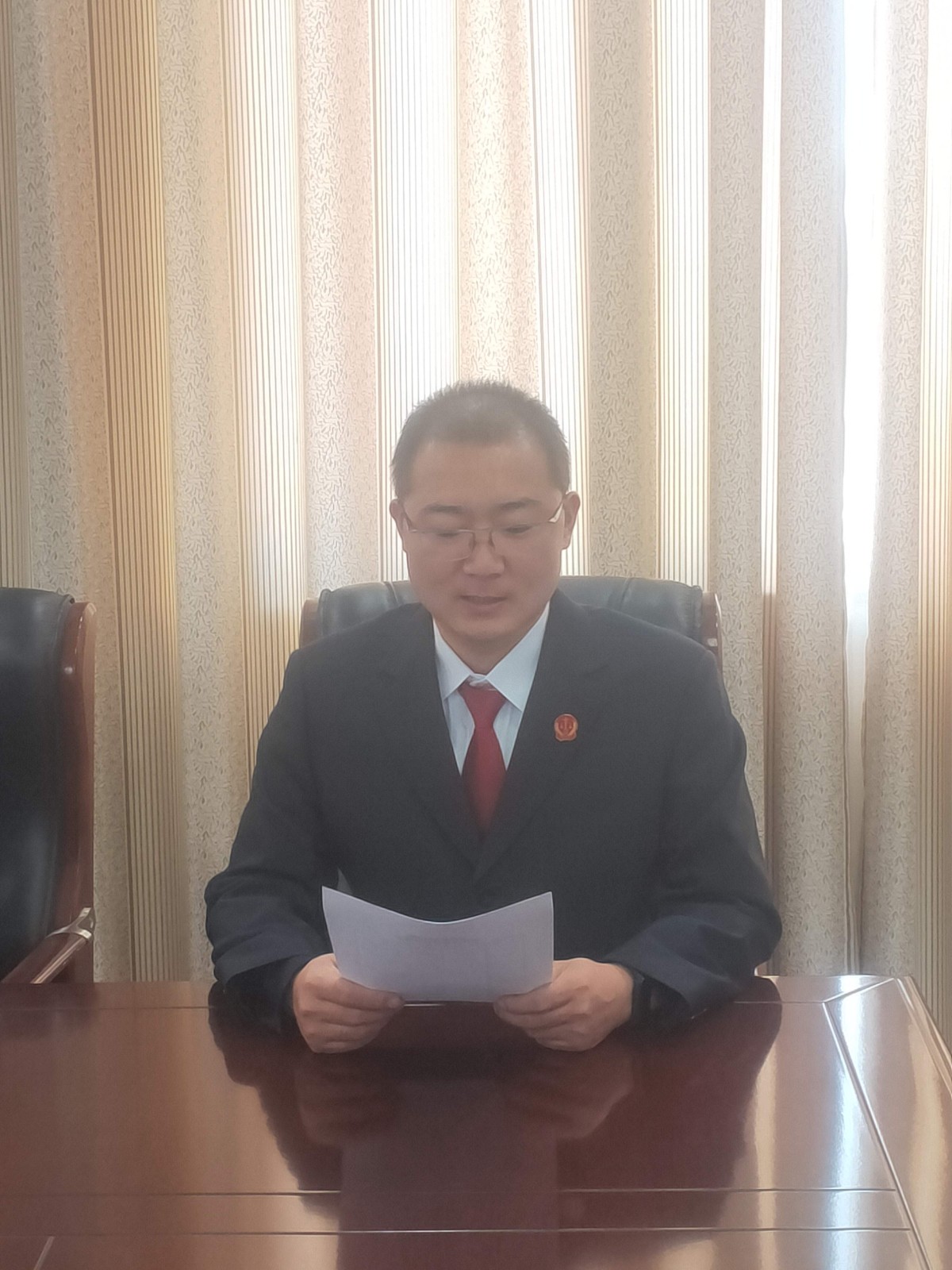 陈海龙.jpg