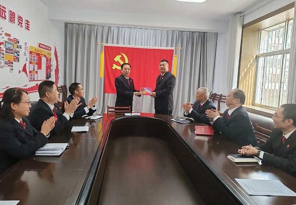 图2.jpg