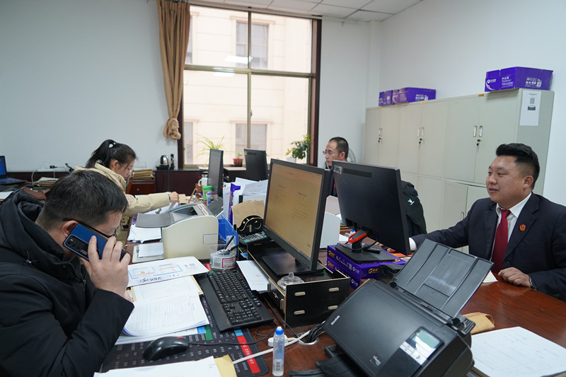 cf06fc67a8916cbdd0a9a6b14f48f8d_副本.jpg