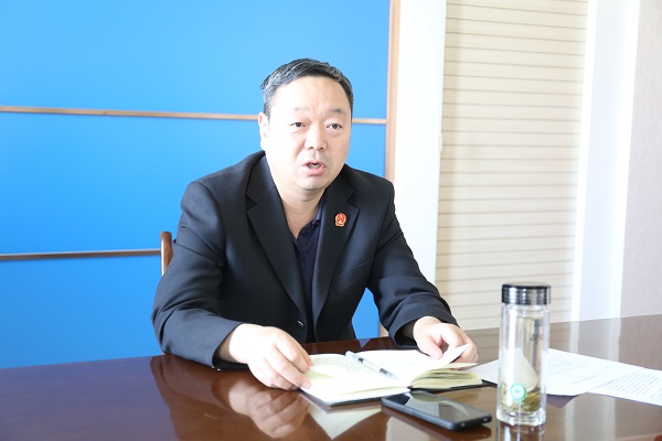 肃北县法院召开党组会议专题传达学习相关会议精神1.JPG