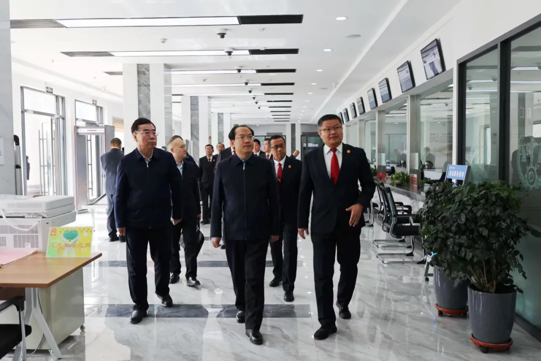 王中明调研.jpg