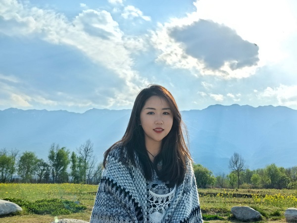 刘亚楠 综合办公室一级科员.jpg