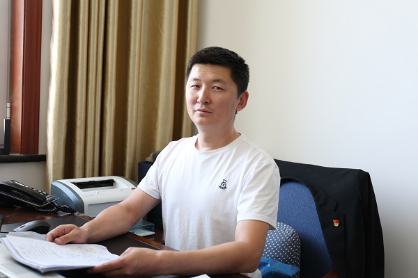 才仁塔尔.JPG