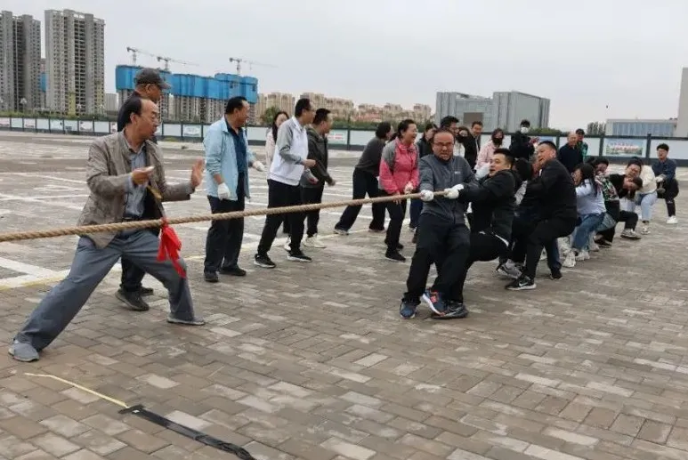 拔河.jpg