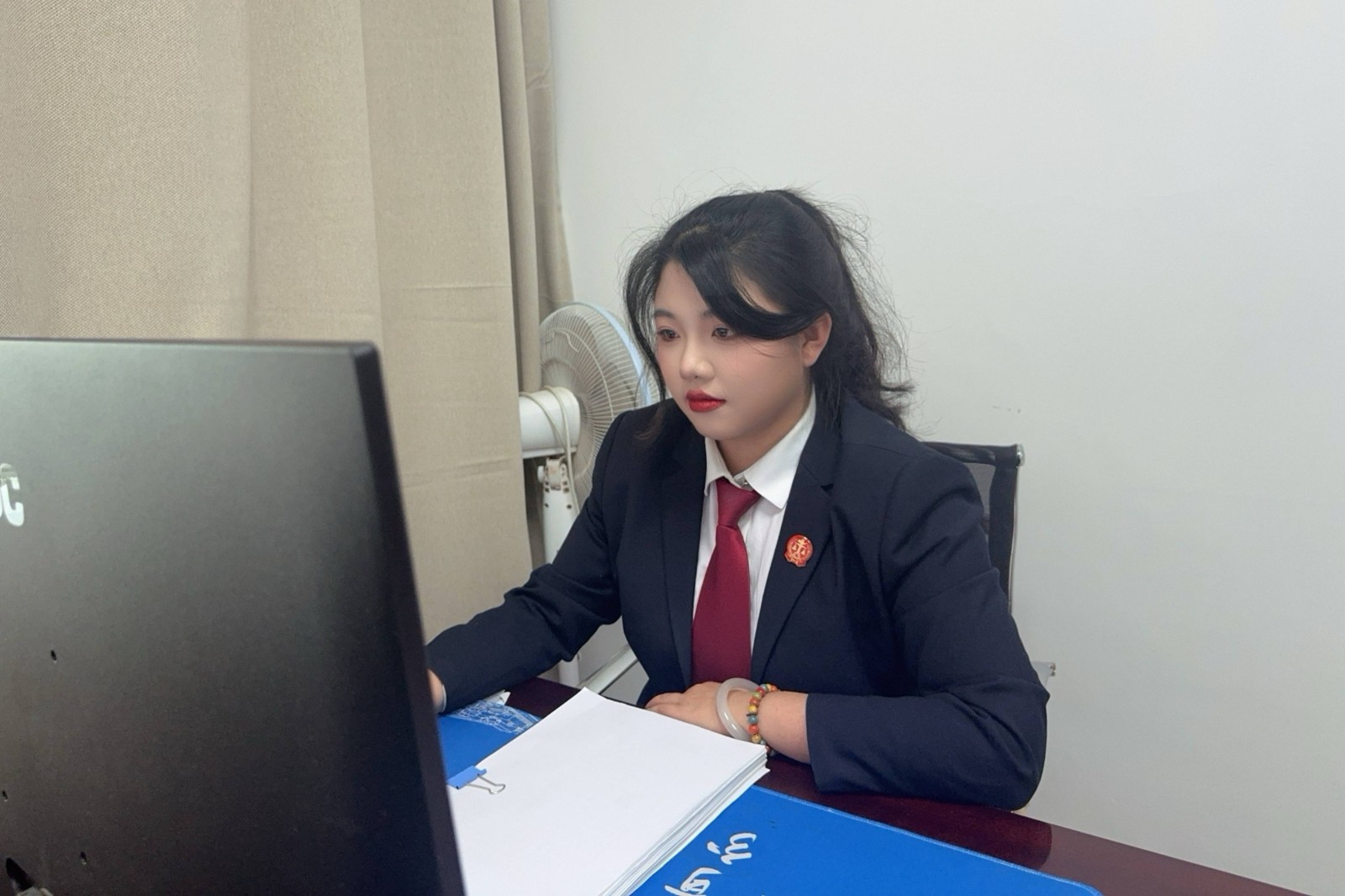 赵甜甜.jpg
