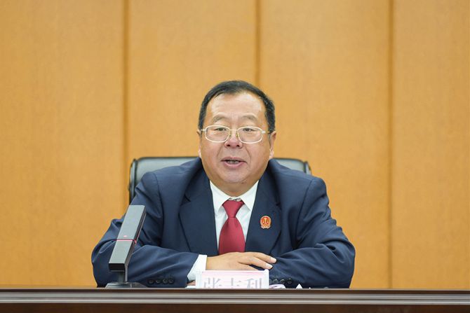 1.天水中院院长照片.jpg