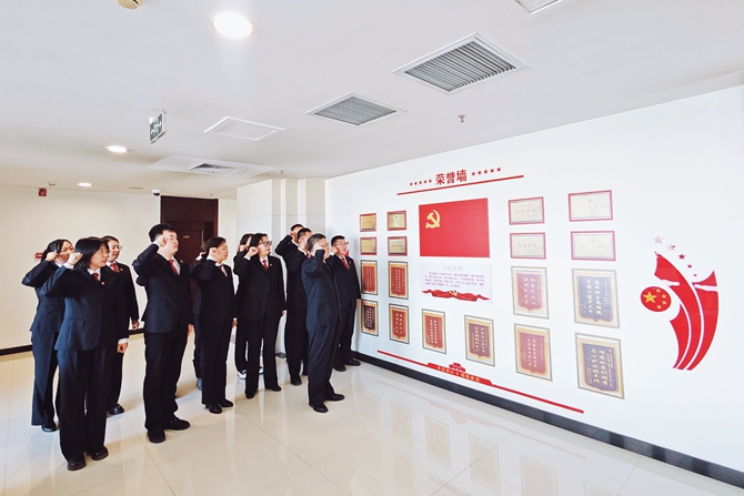 照片1_副本.jpg 照片1_副本.jpg