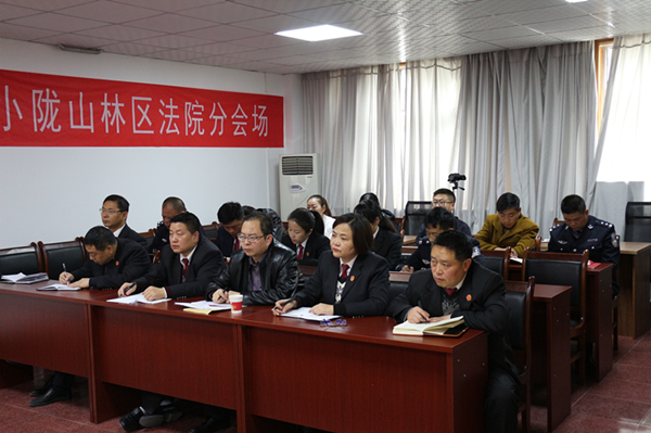 会场照片_副本.png