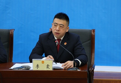 李震答记者问.jpg
