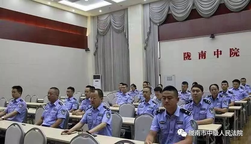 061781442.jpg