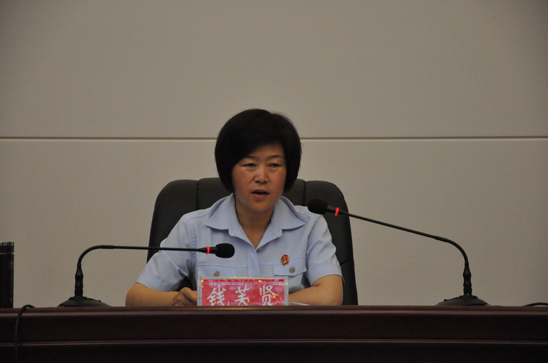 钱院长讲党课.jpg