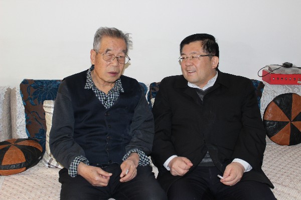 巨义_副本.jpg