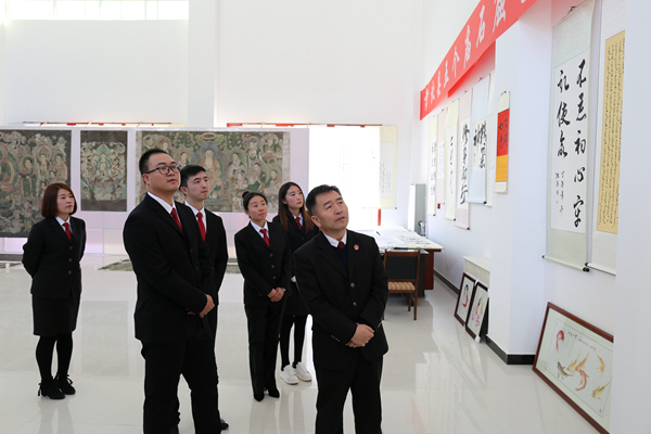 4E0A2732_鍓湰.jpg